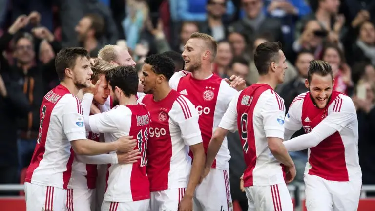 Câu lạc bộ bóng đá Ajax Amsterdam – Sự hùng mạnh của bóng đá Hà Lan