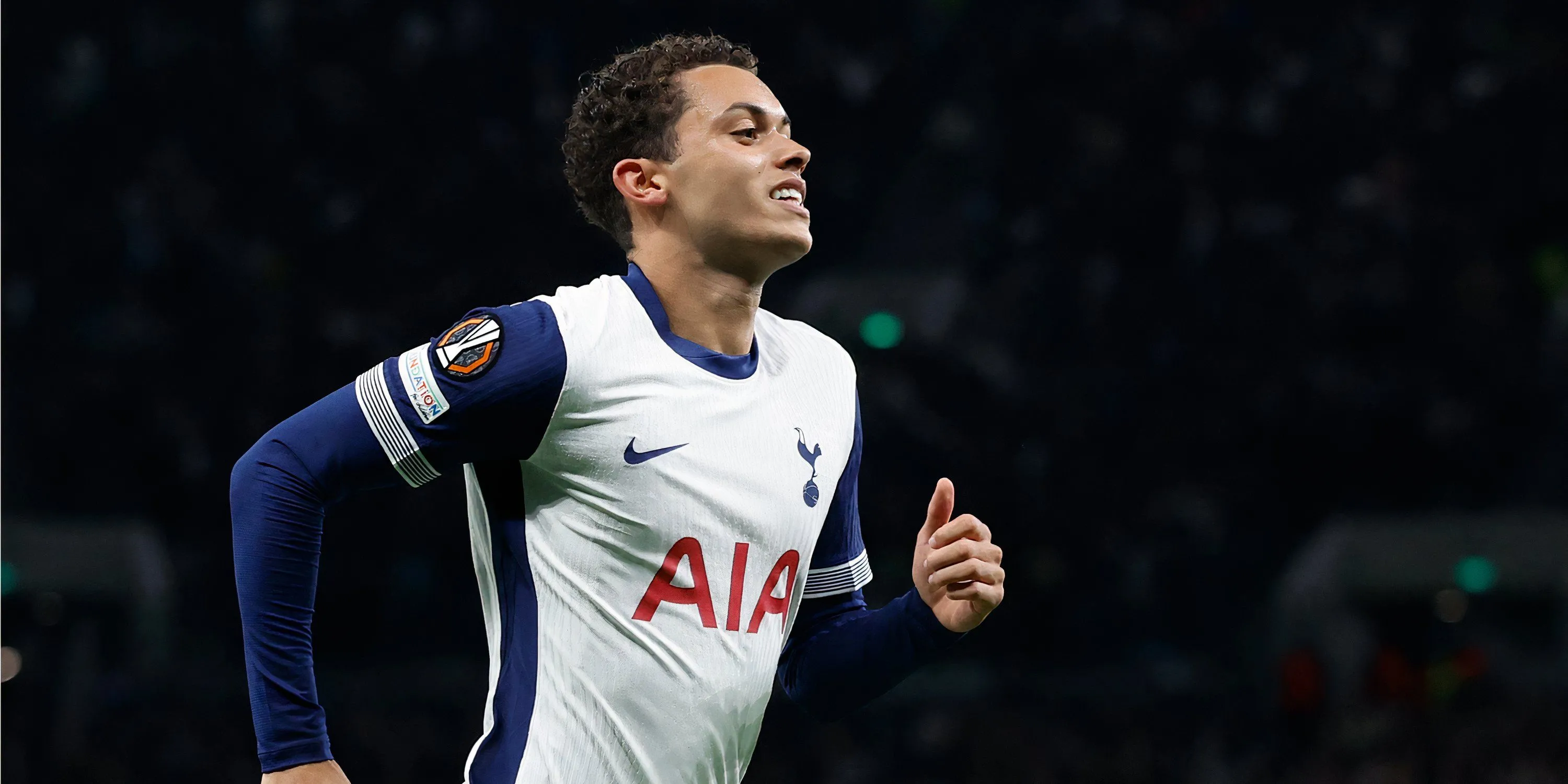 Brennan Johnson, cầu thủ chạy cánh giá trị nhất của Tottenham