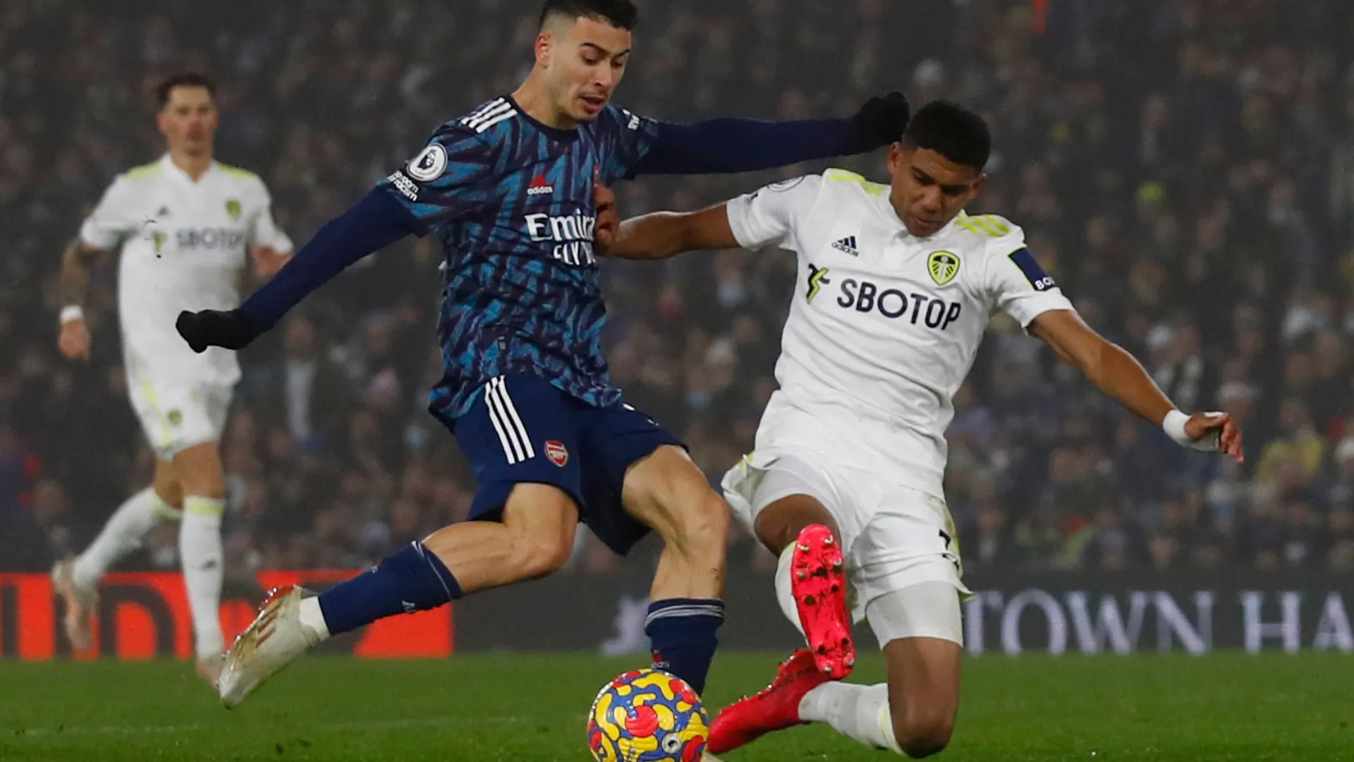Cody Drameh thời còn thi đấu cho Leeds United, trước khi chuyển đến Hull City và được Derby County quan tâm