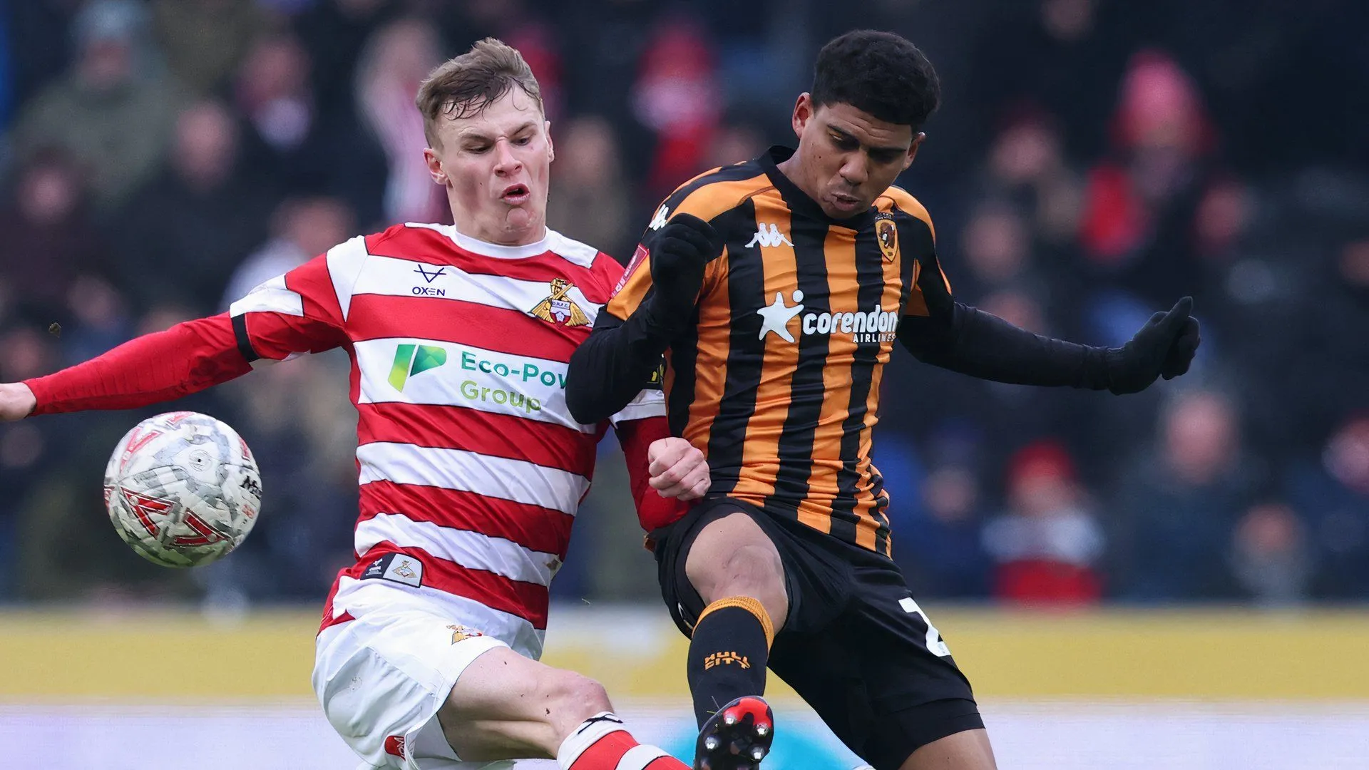 Cody Drameh trong màu áo Hull City