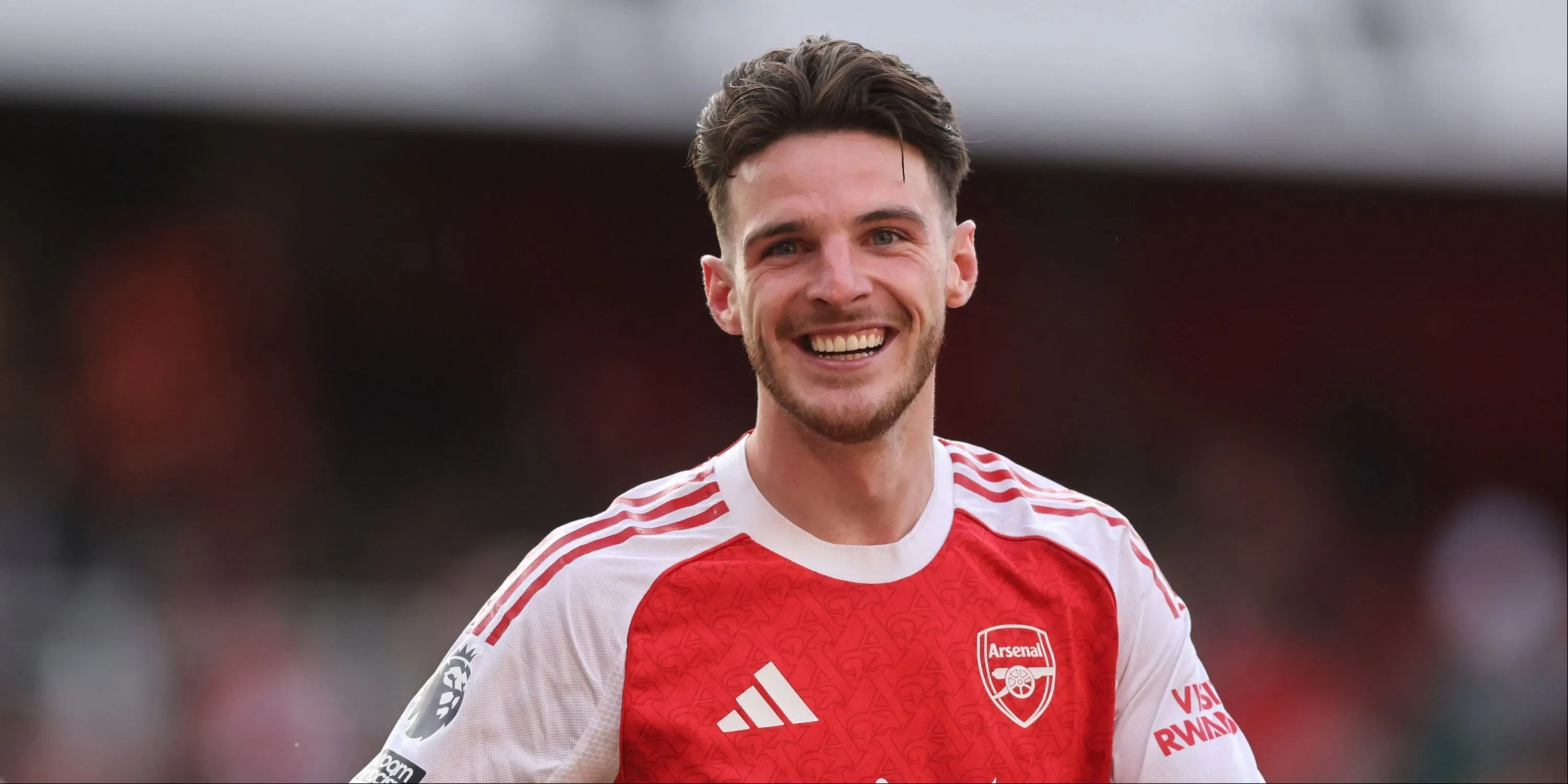 Declan Rice trong màu áo Arsenal, thể hiện tầm ảnh hưởng lớn