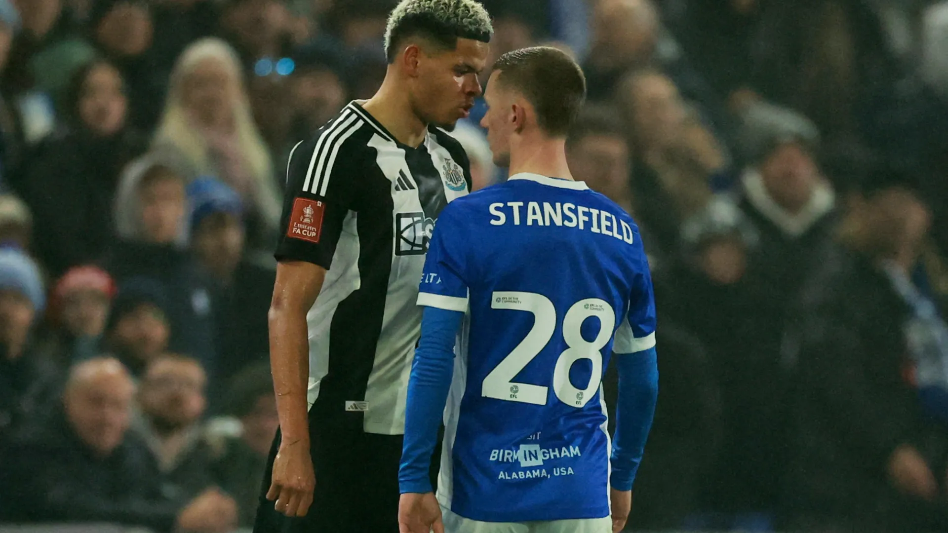 Tiền đạo Jay Stansfield trong màu áo Birmingham City