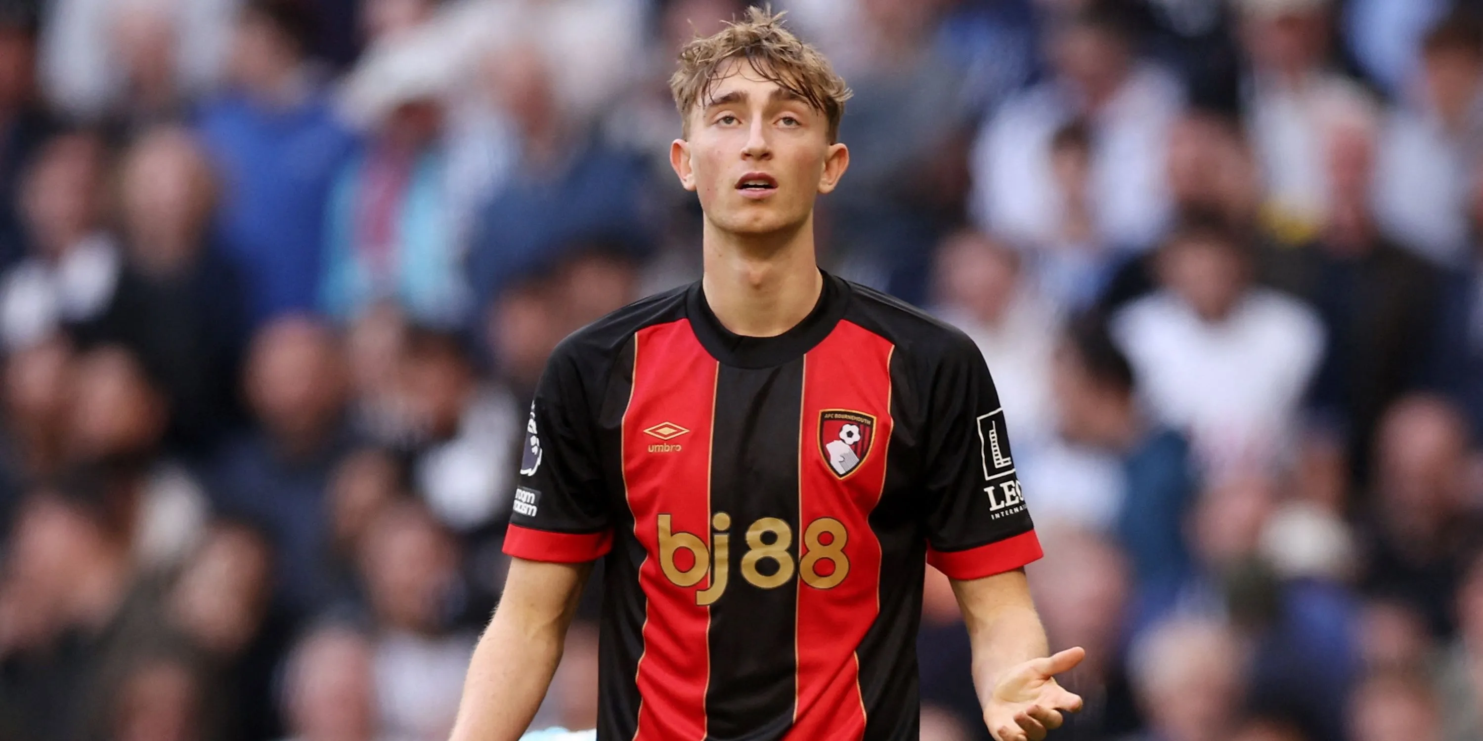 Trung vệ Dean Huijsen khi còn khoác áo Bournemouth