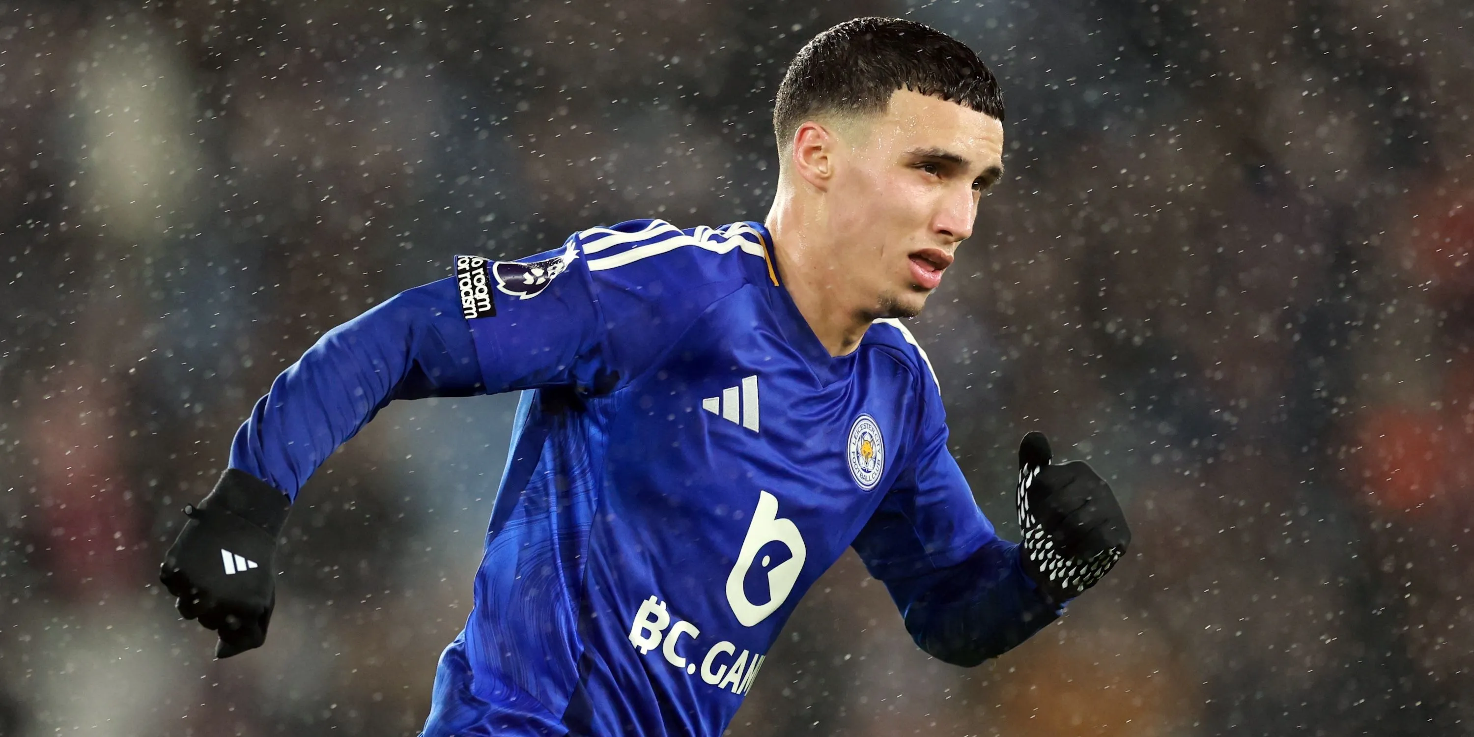 Bilal El Khannouss, cầu thủ của Leicester City, trong một trận đấu