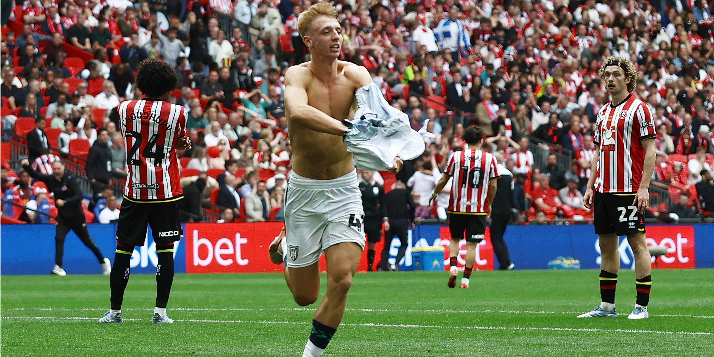 Cầu thủ trẻ Tommy Watson chia tay Sunderland gia nhập Brighton