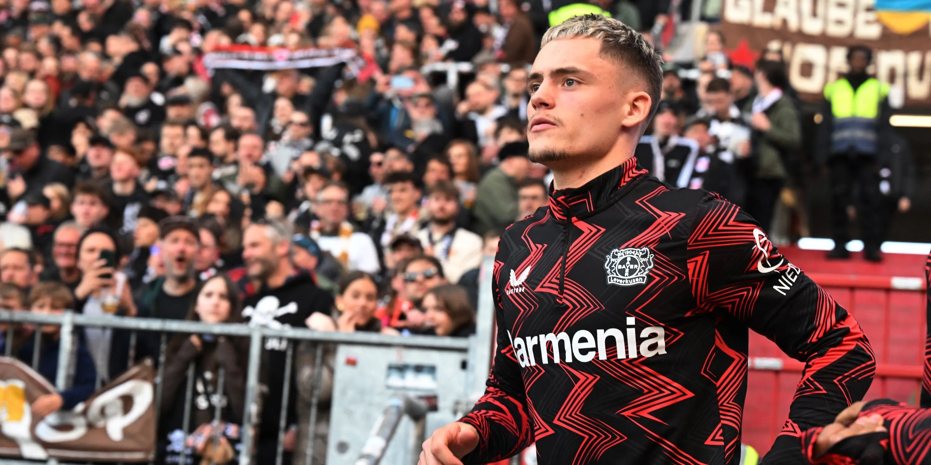 Florian Wirtz tỏa sáng giúp Bayer Leverkusen vô địch Bundesliga