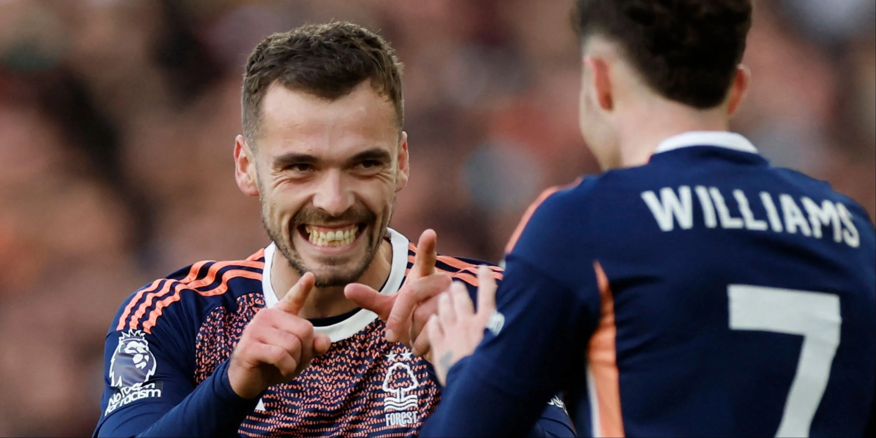 Harry Toffolo trong màu áo Nottingham Forest tại Ngoại hạng Anh