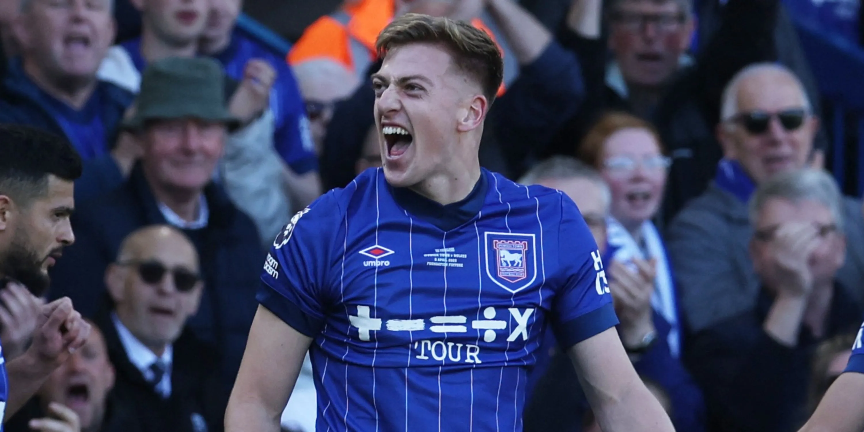 Liam Delap trong màu áo Ipswich Town trước khi gia nhập Chelsea