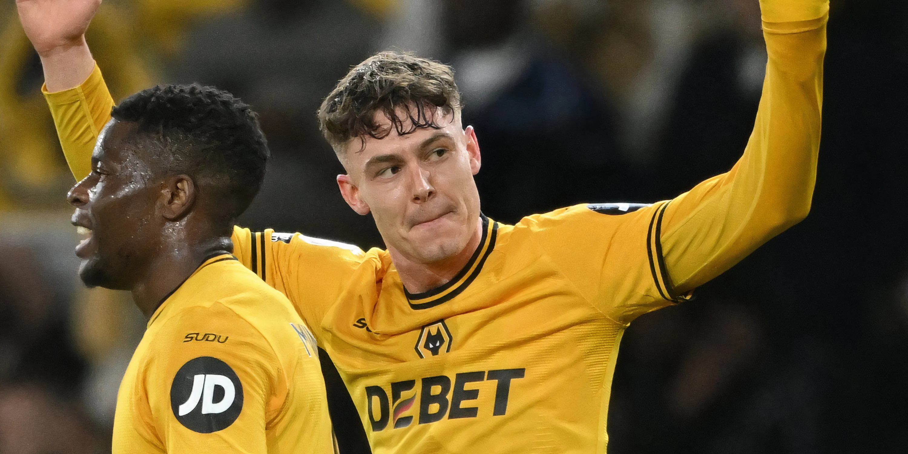 Tiền đạo Jorgen Strand Larsen của Wolves thi đấu tại Premier League
