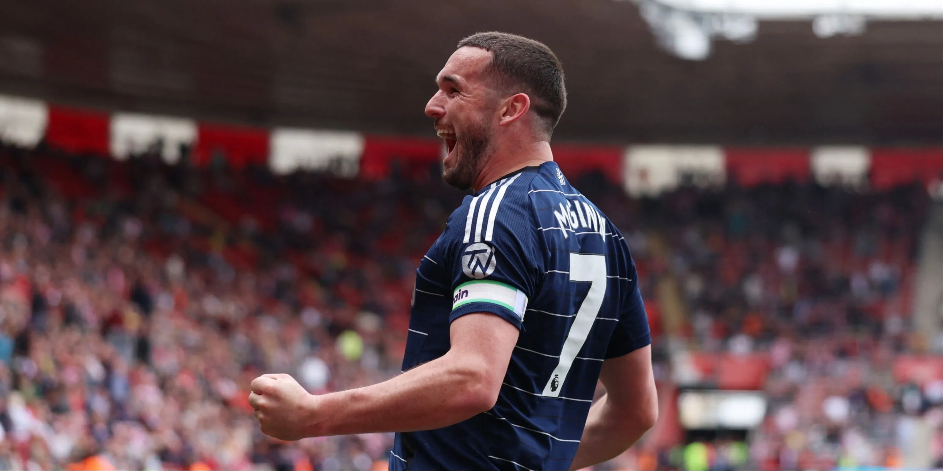 Đội trưởng Aston Villa John McGinn