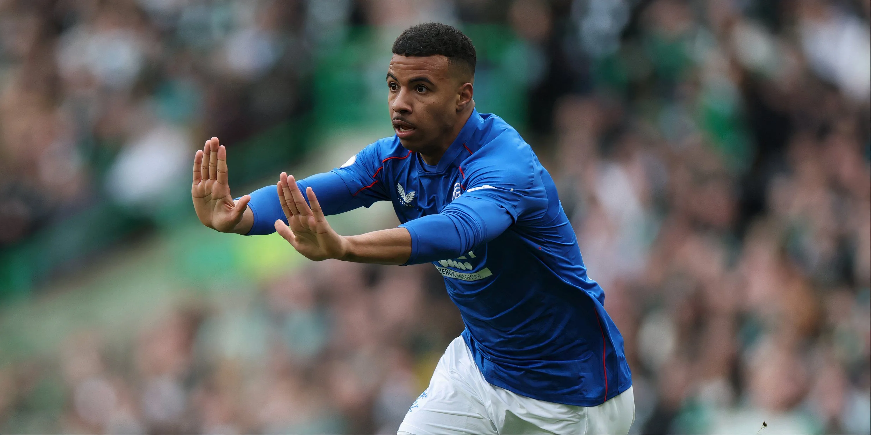 Hamza Igamane, tiền đạo dự bị của Rangers, trong trận gặp Panathinaikos