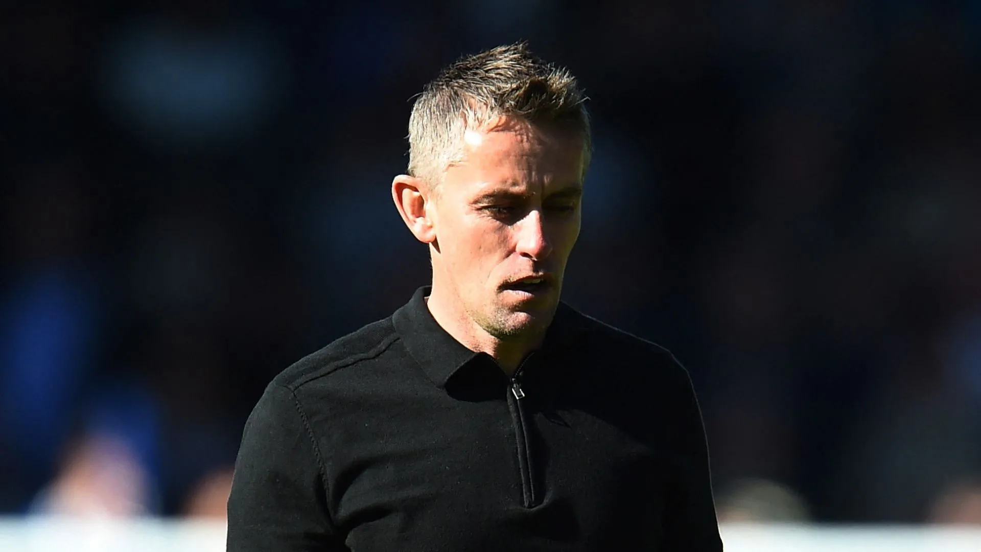 Huấn luyện viên Kieran McKenna của Ipswich Town, người đang dẫn dắt đội bóng trong các kế hoạch chuyển nhượng mùa hè nhằm mục tiêu thăng hạng Premier League.