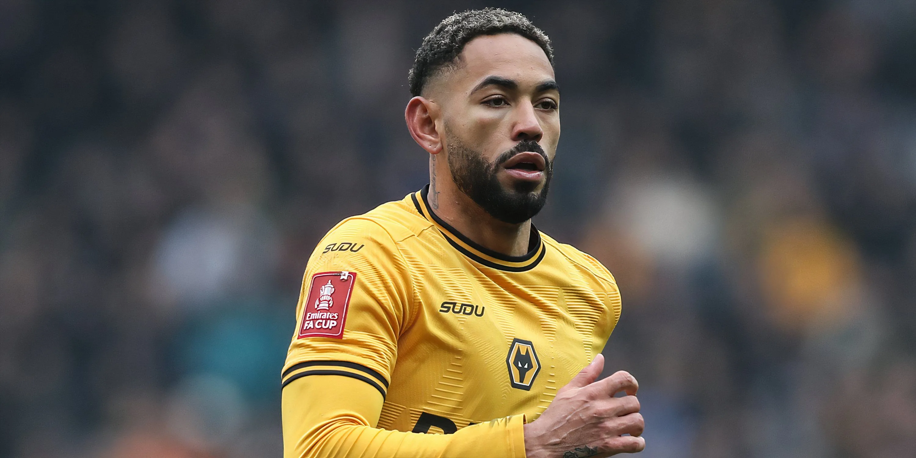 Matheus Cunha trong trận đấu cho Wolves, cầu thủ Brazil gây ấn tượng với phong độ trước khi cập bến Manchester United.