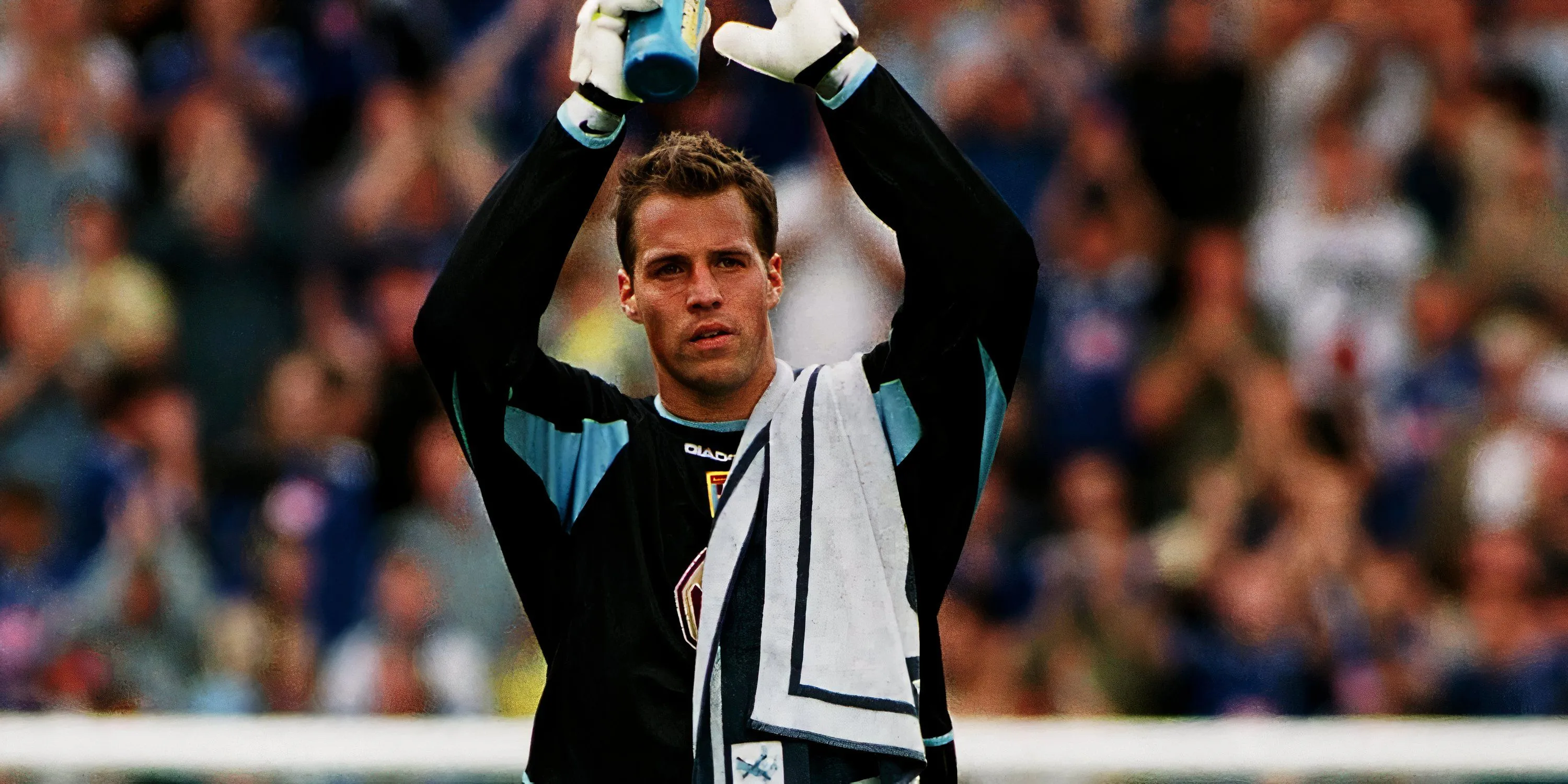 Thomas Sorensen, thủ môn huyền thoại của Sunderland, Aston Villa và Stoke City