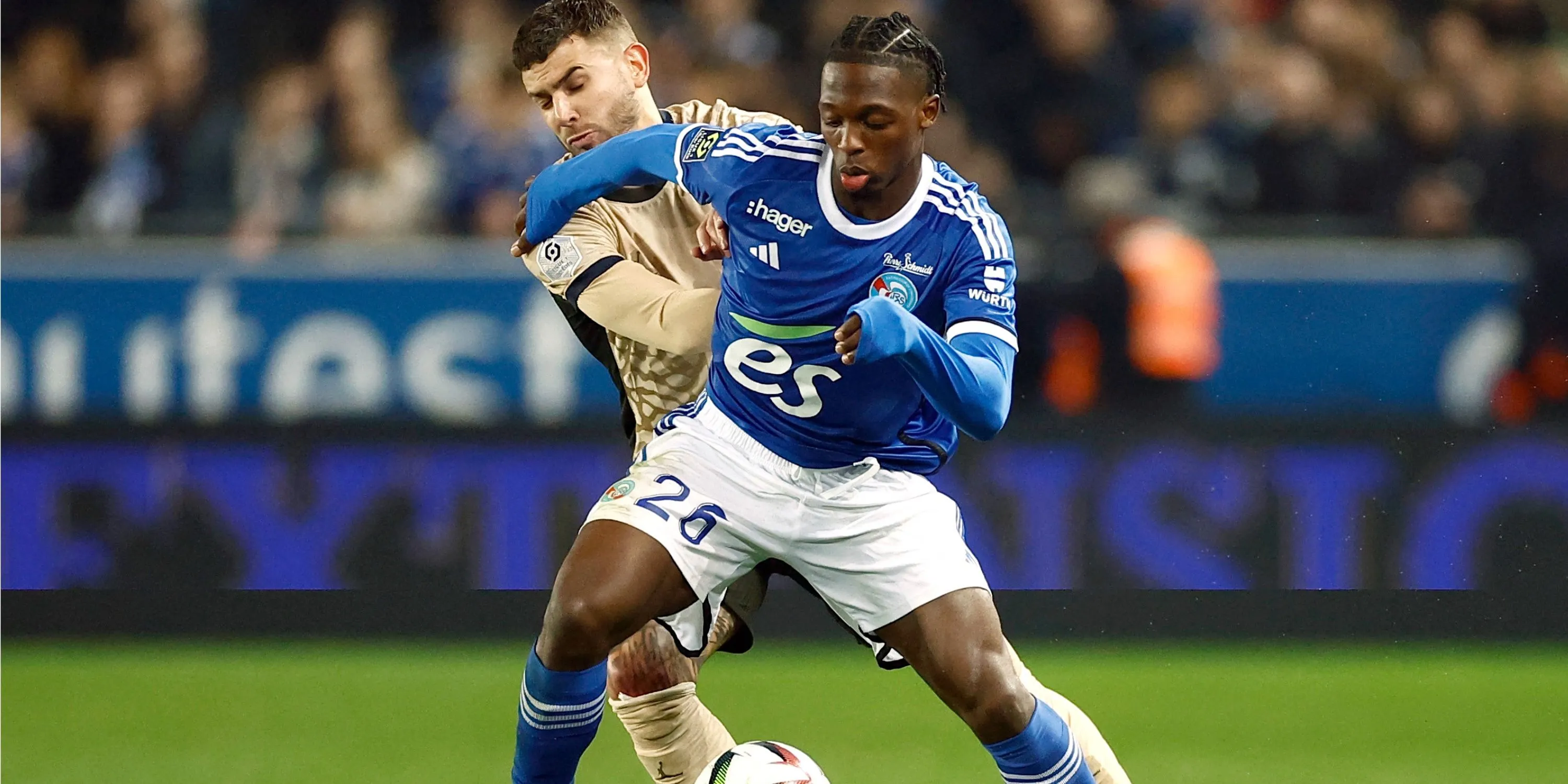 Hình ảnh Dilane Bakwa, mục tiêu chuyển nhượng của Leeds United, trong trận đấu tại Ligue 1